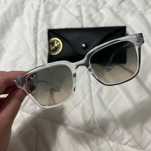 Ray-Ban 4323F 6447/32 51/26 150 2N